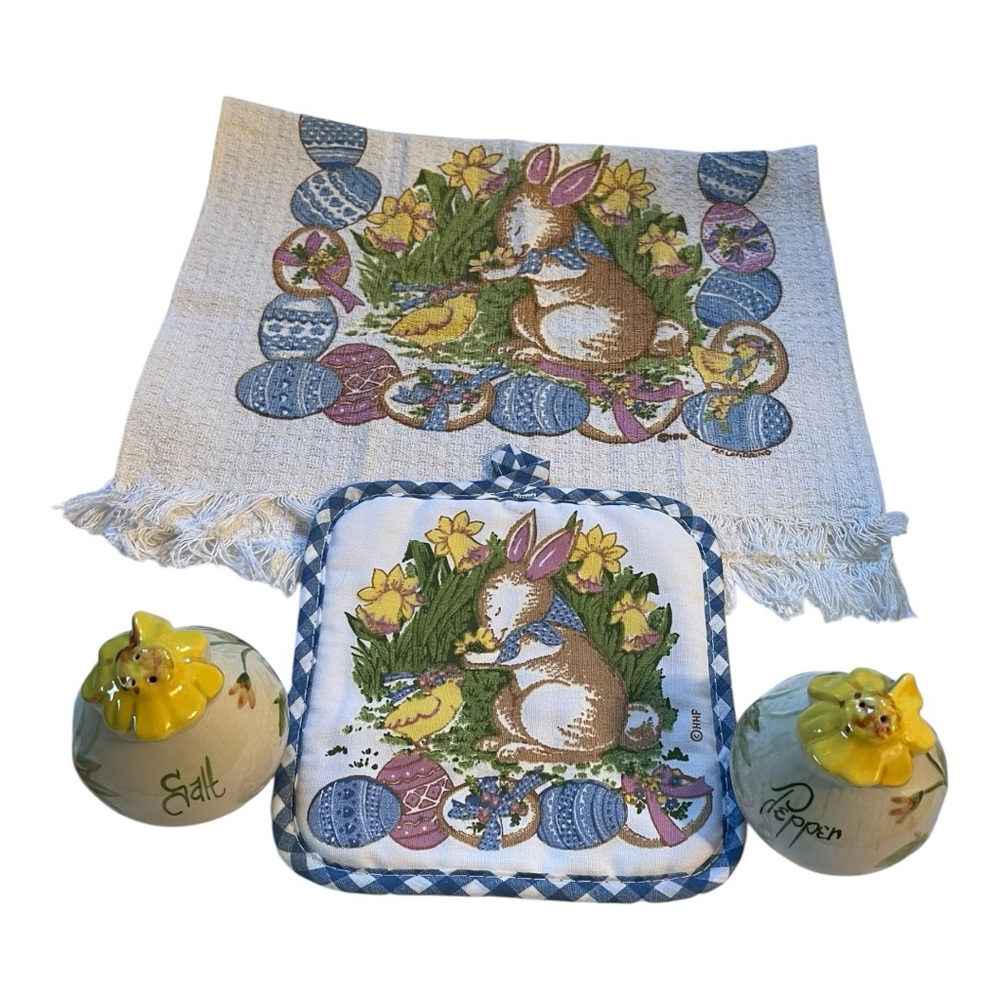 Easter bundle kitchen towel/pot holder vintage salt/pepper shakers hand painted.